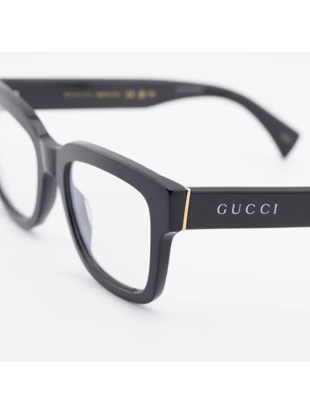 Gucci GG1138S 001 Sunglasses Black Square Frame, Clear to grey Photochromic Lens